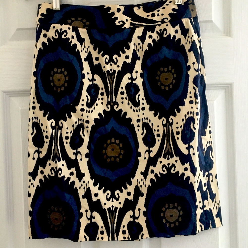 Pencil skirt